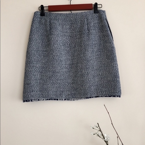 πHOST PICKπ Banana Republic Fray Hem Tweed Skirt - Picture 3 of 4